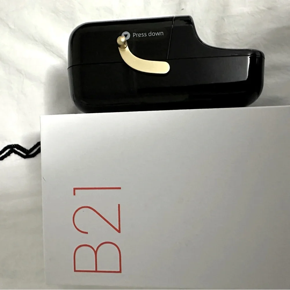 NIIMBOT B21 printer